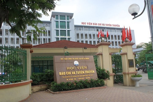 top truong dao tao nganh truyen thong bao chi