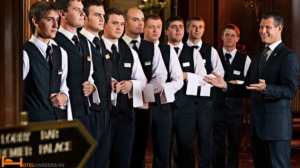 F&B Manager có trách nhiệm đào tạo nhân viên nhà hàng