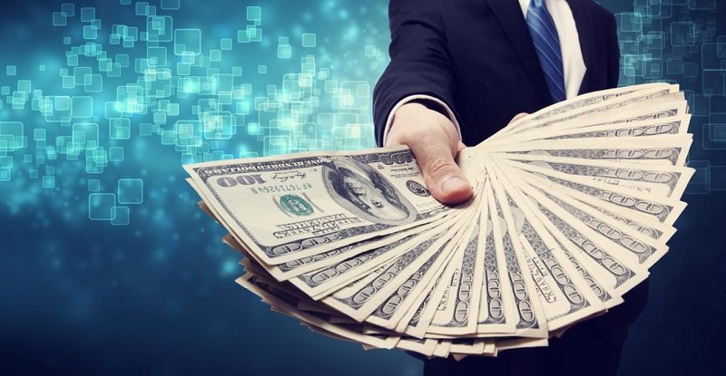 Nên kinh doanh mỹ phẩm hay quần áo